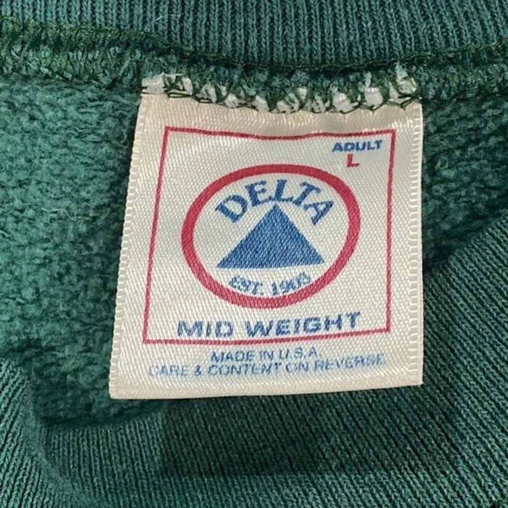 Delta this sweatshirt
